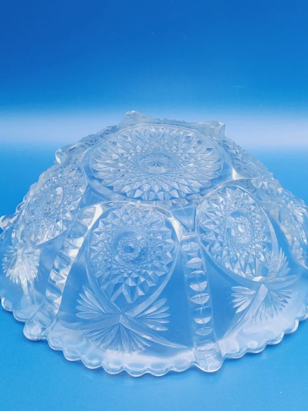 Antique EAPG Glass Footed Bowl Buttressed Sunburst Tarentum Pattrn 8.5